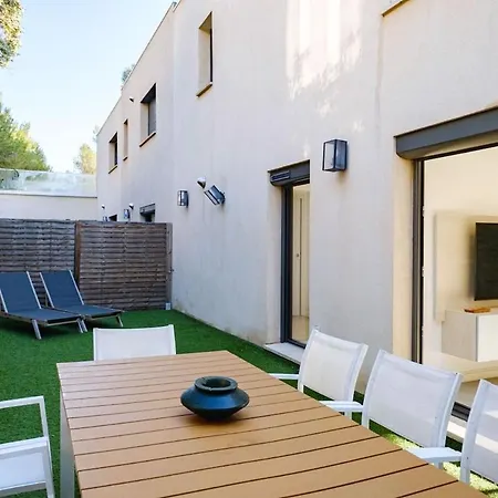 3 Avec Jardin Face A La Golfe De Saint Tropez *